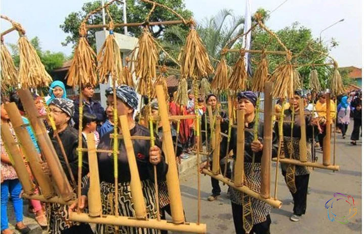 angklung buhun